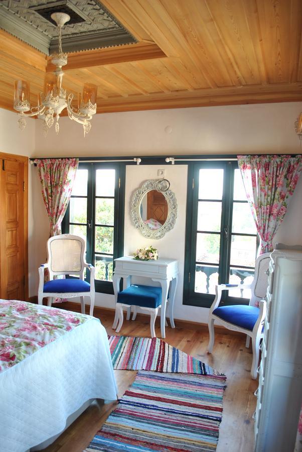 Ilya Konak Sirince Bed & Breakfast Selçuk Bagian luar foto