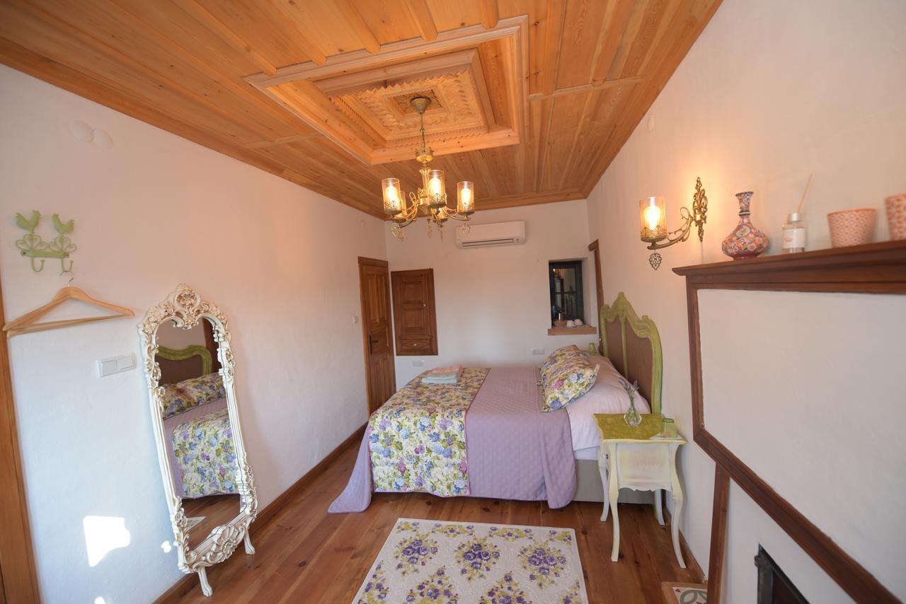 Ilya Konak Sirince Bed & Breakfast Selçuk Bagian luar foto