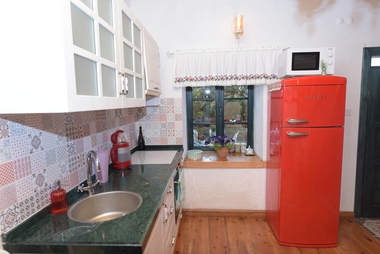 Ilya Konak Sirince Bed & Breakfast Selçuk Bagian luar foto